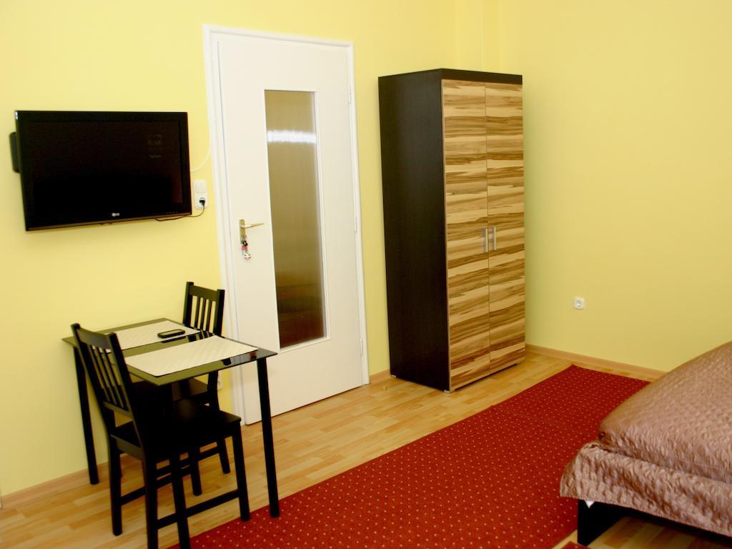 Arriva Balcony Studio Budapest Exterior foto